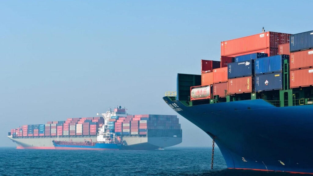 Преимущества контейнерных доставок товаров из Китая в Россию